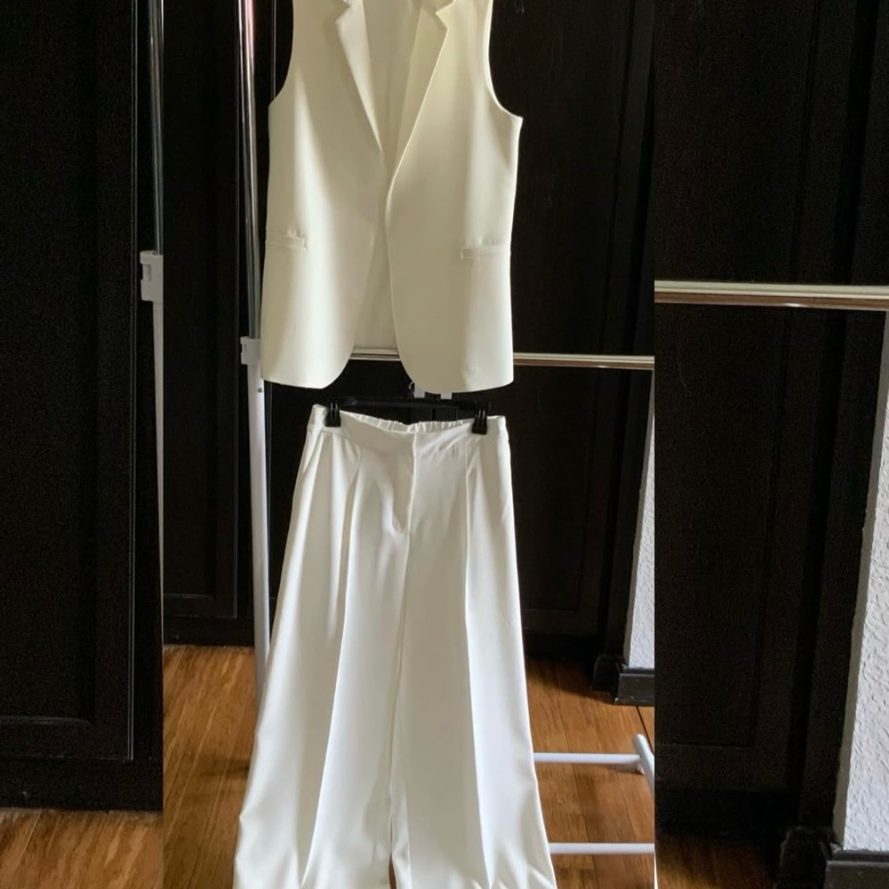 Elegant White Women's Pantsuit